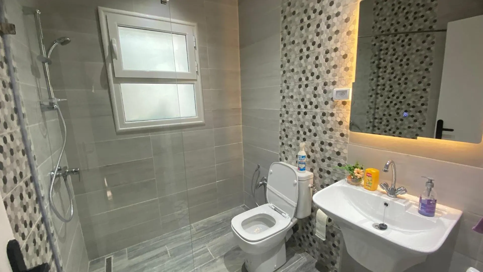 City Apartment Rades Tunis Free Wifi 0*,  チュニジア